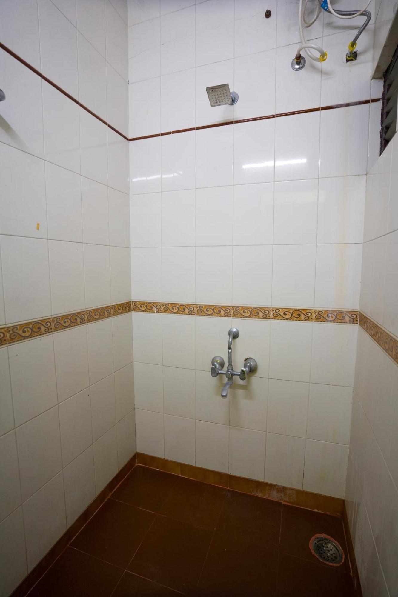 Hotel Girdhar Mahal Indore Ngoại thất bức ảnh