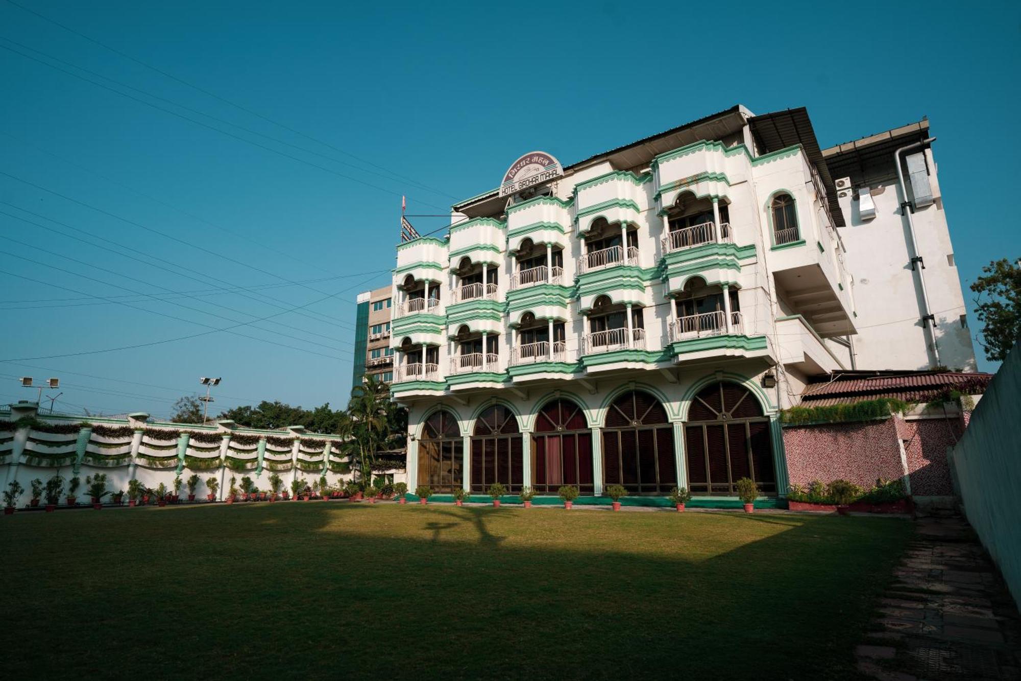 Hotel Girdhar Mahal Indore Ngoại thất bức ảnh